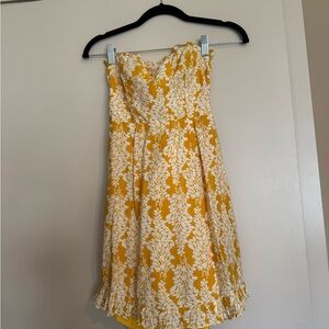 Yellow and White Ruffled Tiered Strapless Sundress